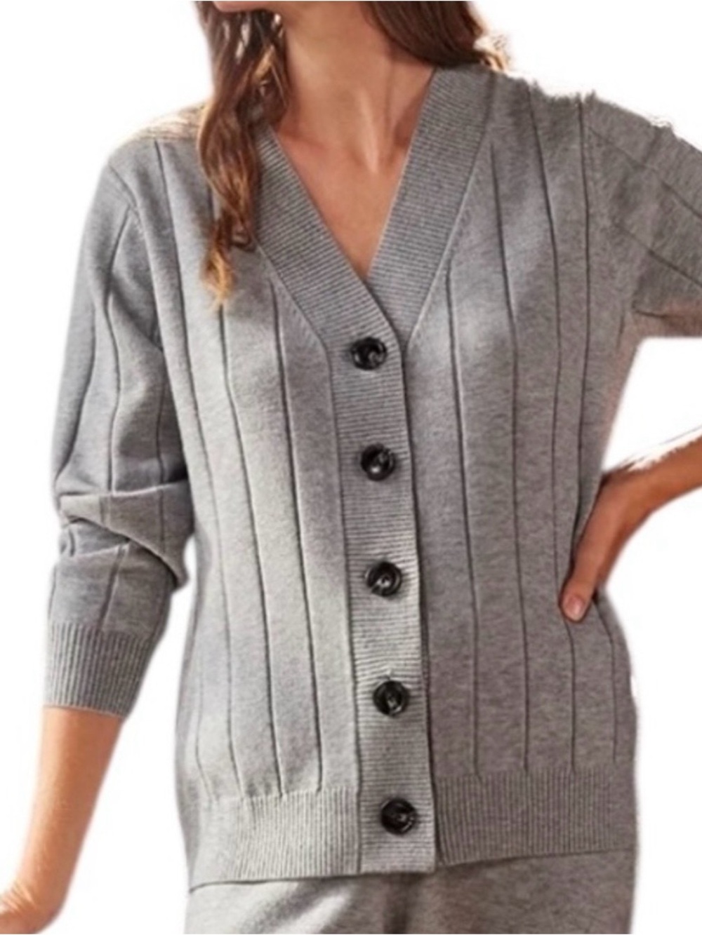 LAKE Vesper V Neck Button Front Cardigan Sweater in Gainsboro Gray Size Small